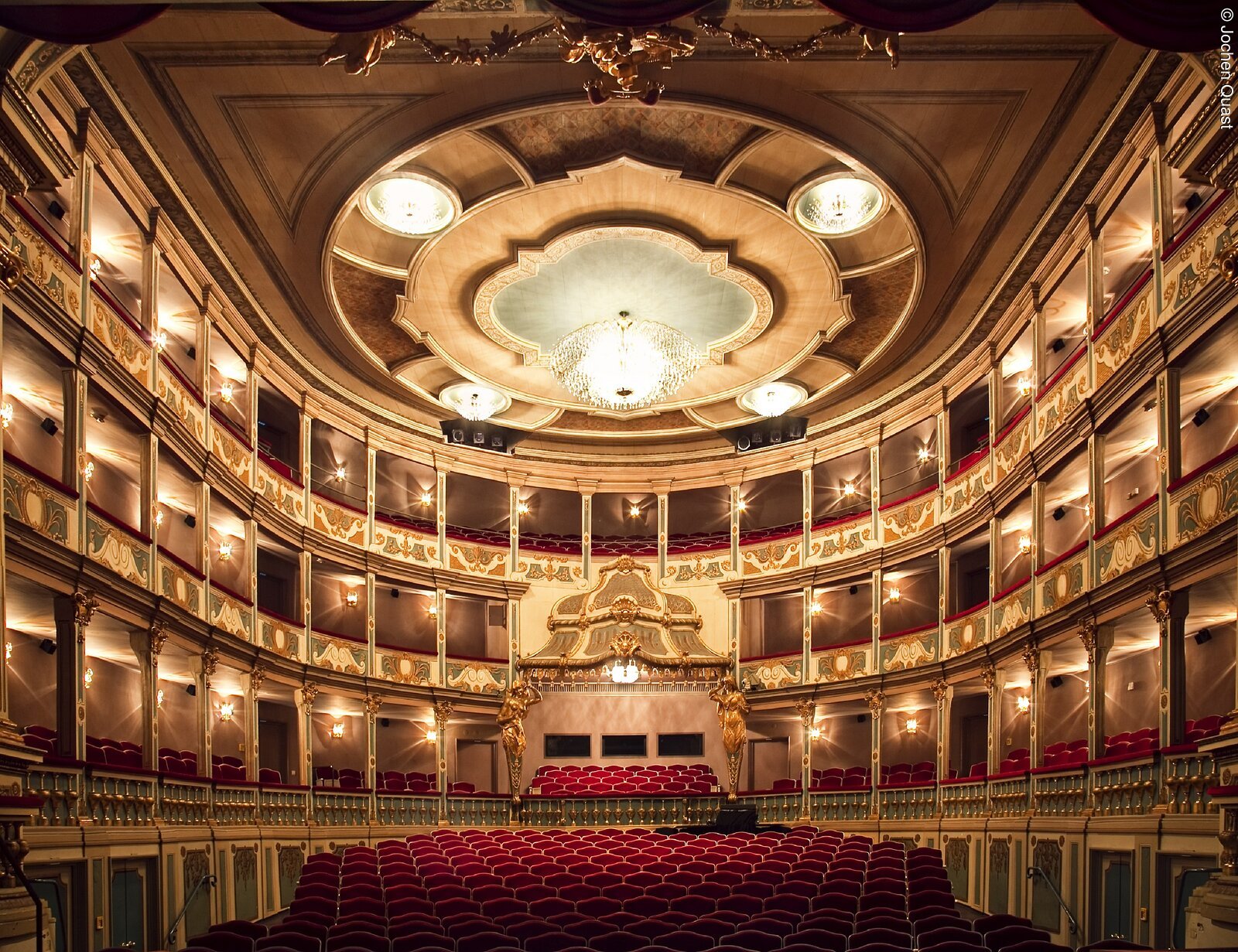 Ansicht auf die Empore des Markgrafentheaters Erlangen