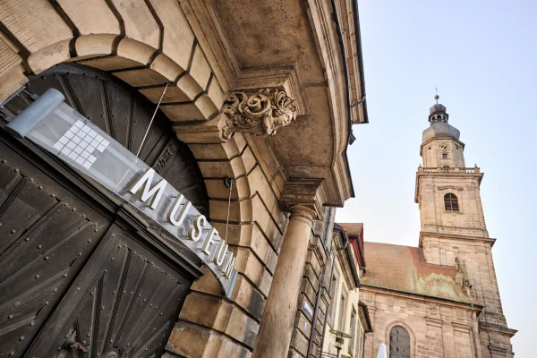 Eingang des Stadtmuseums in Erlangen