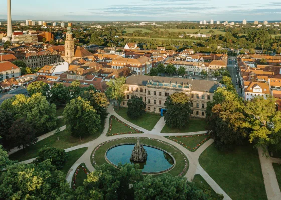 Drohne über Orangerie und Schloss