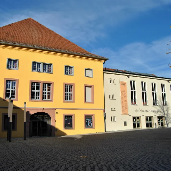 Markgrafentheater in Erlangen von außen