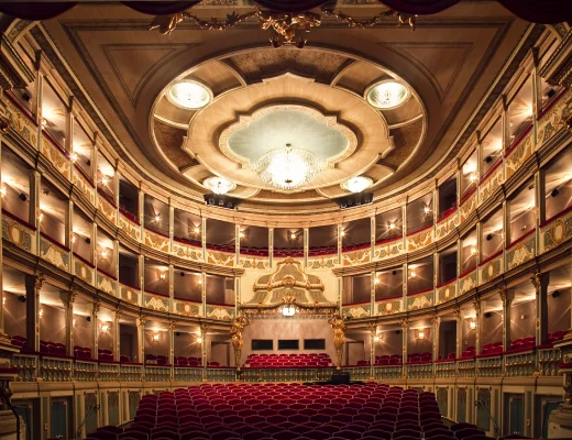 Ansicht auf die Empore des Markgrafentheaters Erlangen