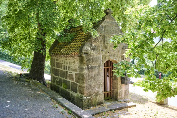 Die Burgbergkapelle Im Grünen am Burgberg